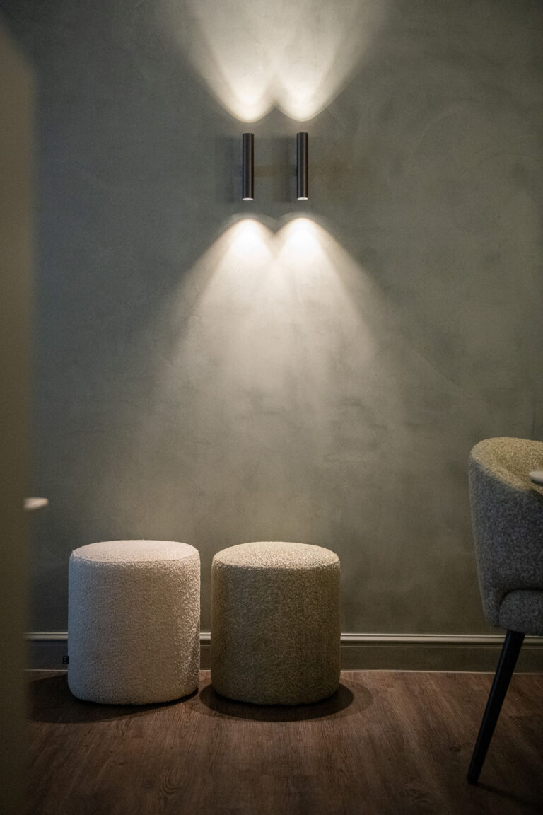 ENDLESS WALL bar a cote